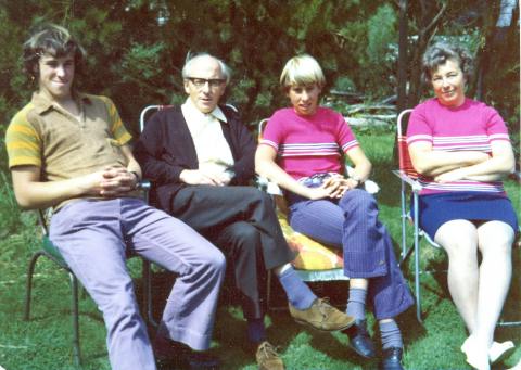 1975_family