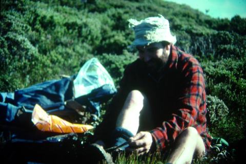 1985_bootsnall_neil_walker_bushwalk