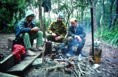 1984_nick_dale_john_south_coast_bushwalk_cox_bight_camp