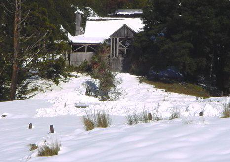 2000_cradle_mt_waldheim_snow_034