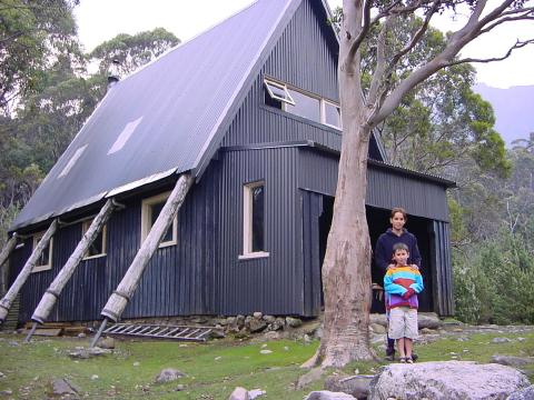 2003_cradle_bushwalk_anna_sim_scott_kilvert_012