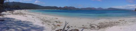 2000_bryans_beach_panorama_freycinet_bushwalk