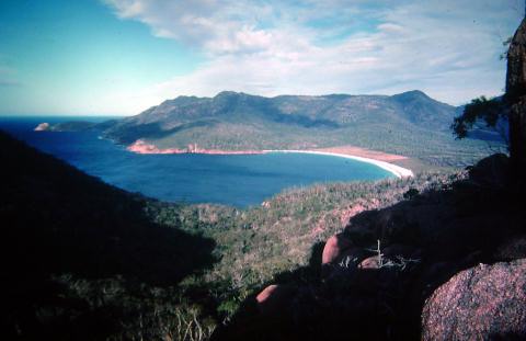 1984_freycinet_bushwalk_001